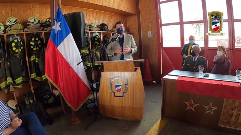 Firman mensaje para diseño del nuevo cuartel de Bomberos de Cajón