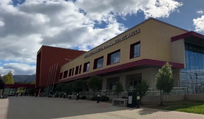 Se constató que el hospital no elabora reportes de monitoreo y seguimiento periódico sobre el uso de los pabellones quirúrgicos Se constató que el hospital no elabora reportes de monitoreo y seguimiento periódico sobre el uso de los pabellones quirúrgicos
