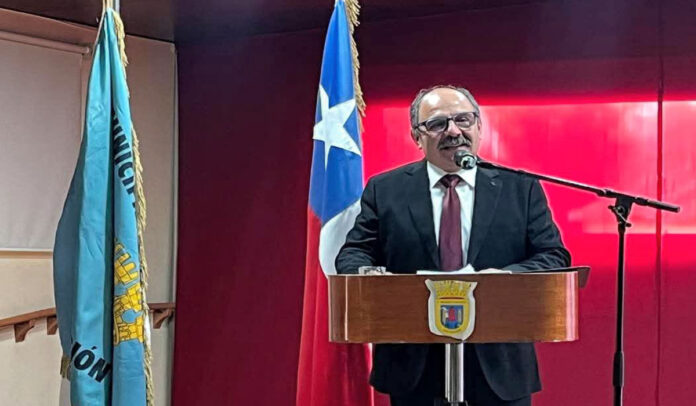 Alcalde de Los Sauces, Víctor Hugo González.