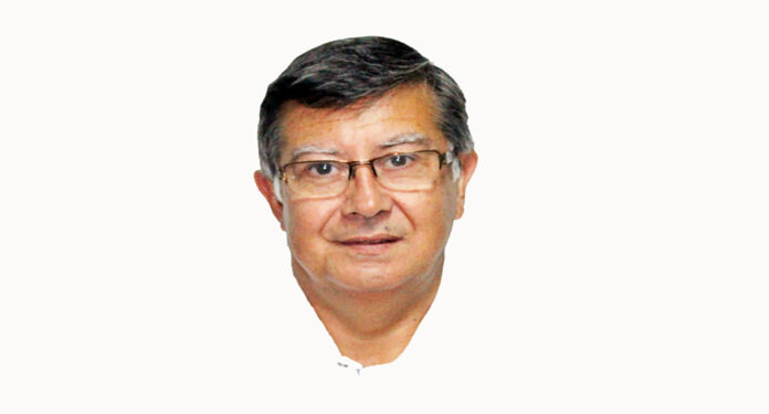 Dr. Luis Fernando Barrientos Cantín