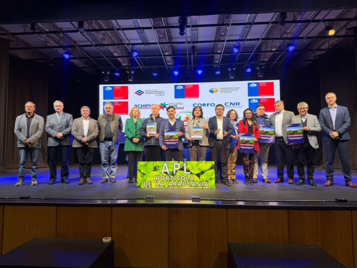 CFTIP Santo Tomás Temuco firmó Acuerdo de Producción Limpia para fortalecer la agricultura sustentable en La Araucanía